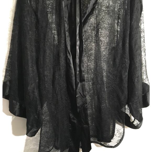Victoria's Secret Sheer Lace Floral Kimono Short Satin Robe Black Women's XS - Picture 4 of 5